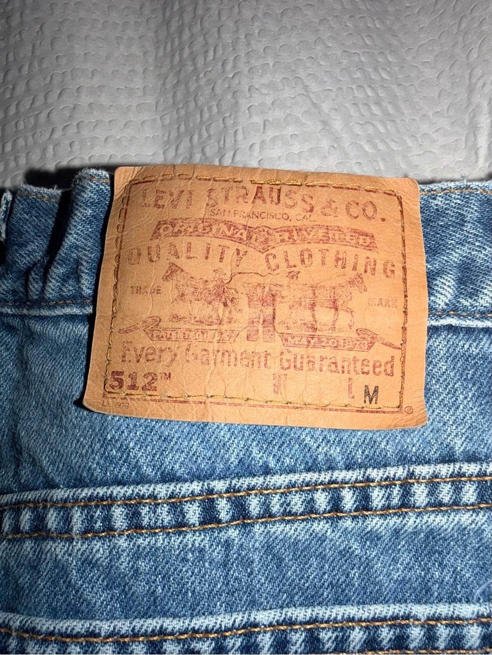 Vintage 90s Levi's 512 Slim Fit Tapered Leg Mom Jeans Made in USA - Misses 8 M - Picture 7 of 10
